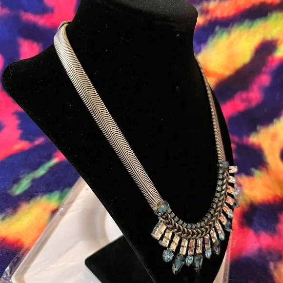 VINTAGE TOVA Brand New Tova Antique Silver Arrowhead Necklace - Picture 3 of 10